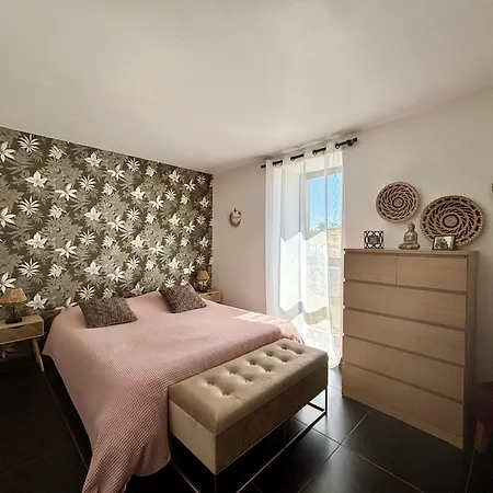 Pierres Blanches, Grange De Charme & Piscine فيلة *