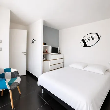 Pierres Blanches, Grange De Charme & Piscine *