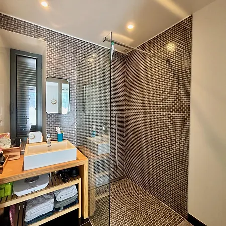 Pierres Blanches, Grange De Charme & Piscine * كاهورْ